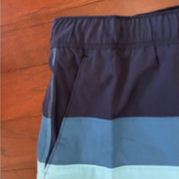 NWT Speedo Men's Tech Volley UPF50+
Swim Shorts trunks Size XL Blue Blocks - Picture 2 of 9